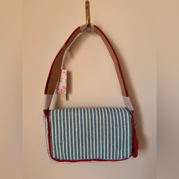 Viral Beaded Lobster Striped Shoulder Bag - Picture 5 of 5